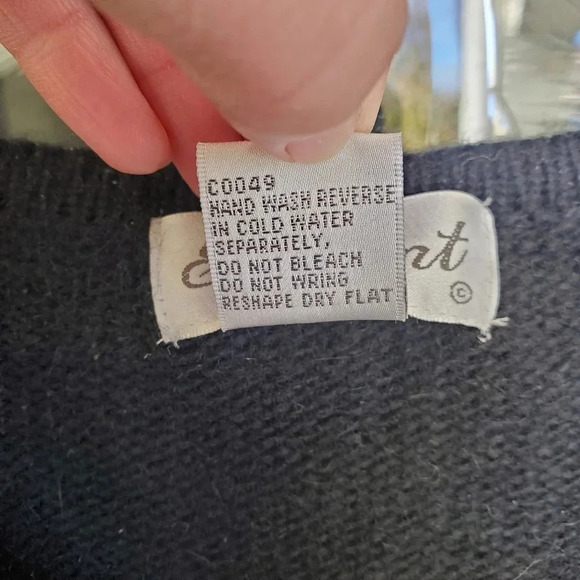 EMINENT | Vintage Lamb/Angora Rabbit Hair Embroidered Pearl Beaded Sweater sz M - Picture 7 of 8